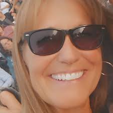 My dad was one of a kind. Usually the quiet one unless you wanted to talk  about Okoboji, Hawkeyes, hunting, or his boys! Dad lived a full meaningful  life and was the