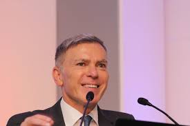 Discovery slides almost 8% as market gets spooked by scrapped dividend,  possible cap raise