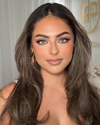 Bombshell @_claudiamatar