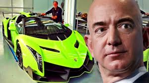Основатель корпорации amazon, мультимиллиардер джефф безос вместе со своей командой отправился в первый туристический космический полёт на корабле new shepard разработки. Den Iz Zhizni Samogo Bogatogo Cheloveka V Mire Dzheffa Bezosa Youtube