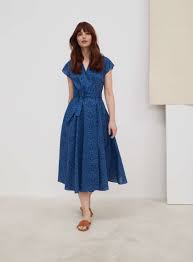 Na zootu najdete značky jako roxy, vero moda, nike a další. Pietro Filipi Saty Dk7008179lea