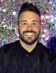 Jennifer Buza's Instagram, Twitter & Facebook