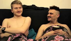 Парень также известен под псевдонимом spoontamer. Danila Poperechnyj Biografiya Foto Lichnaya Zhizn Devushka Stendap Vozrast Rost I Ves 2021
