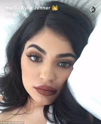 Kylie Jenner posts rare makeup-free selfie
