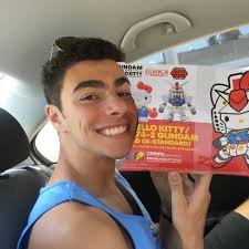 Luigi was with the mod team building this hello Kitty sd, he glues his  fingers together the whole day it was funny seeing him looking like a crab,  he couldn't use his