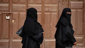 Burka design 2019,burka design picture,burka design bangladesh,burka design new,burka design photo,burka design simple,burqa design back design,bangladeshi b. Saudi Arabia Prince Says Women Should Decide Whether To Wear Robes Face Veils News Dw 19 03 2018