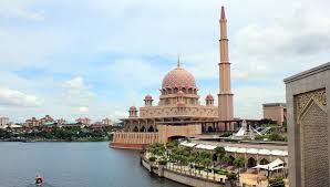 The klia xpress stops at putrajaya sentral which is the main station. Kuala Lumpur Sehenswurdigkeiten Insidertipps Malaysia