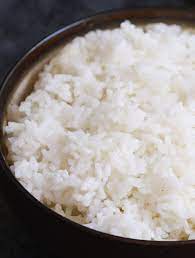 A microwave rice cooker will come with a lid that will fit or slide on easily. Easy Microwave Rice Tipbuzz