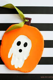 One of the best halloween gifts for kids. 43 Easy Halloween Crafts For Kids Fun Diy Halloween Decorations For Kids To Make