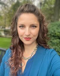 Alyssa Calder Hulme (@womenofambitionpodcast) • Instagram photos and videos