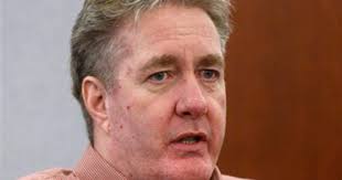 Dealer ordered to hand over Simpson's ring