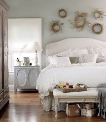 This Is Fun With Multiple Twig Wreaths Schlafzimmer Inspirationen Schlafzimmer Einrichten Schlafzimmer Neu Gestalten