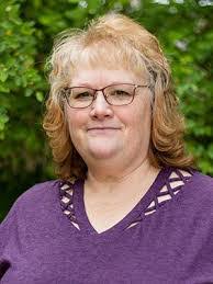 Carrie Olvera's Instagram, Twitter & Facebook