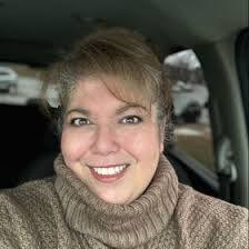 Marian Lowe's Instagram, Twitter & Facebook