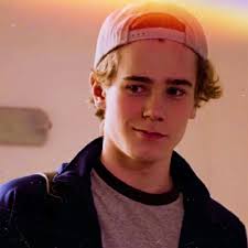 Isak Valtersen ｈａｐｐｙ ｂｉｒｔｈｄａｙ!🌻