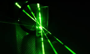 Este un cub cu latura de 10 cm și. La Institutul De Cercetare De La MÄƒgurele Au Inceput Experimentele Pentru Studiul InteracÅ£iunii Pulsurilor Laser De Mare Putere Cu Materia Ceccar Business Magazine