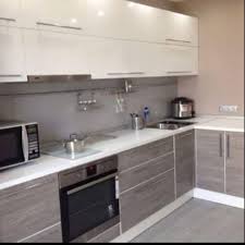 Gabungan warna hpl putih,hitam dan sedikit motif kayu di dalam rak cabinet atas membuat desain kitchen set terlihat minimalis dan modern. Kitchen Set Kitcen Set Dapur Hpl Modern Minimalis Shopee Indonesia