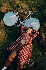 Harry styles is vogue's december cover star, a selection that's been praised by fans and fashion enthusiasts alike — but many members of the lgbtq community are less impressed. Harry Styles On Dressing Up Making Music And Living In The Moment Vogue