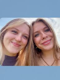 NYFW 25' 🍎🏙️👠📸🗽 thank you mom and dad for helping me achieve my  dreams, I wouldn't be here without you <3