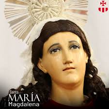 Santa María Magdalena Precisamente porque fue testigo presencial de Cristo  resucitado, María Magdalena fue también la primera en dar testimonio de Él  ante los apóstoles. Cumplió el mandato del Señor resucitado: "Ve