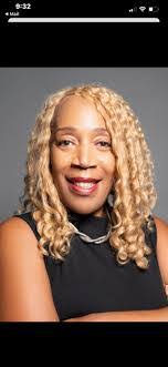 Delayna Brown's Instagram, Twitter & Facebook