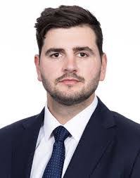 Melissa Ramsden's Instagram, Twitter & Facebook