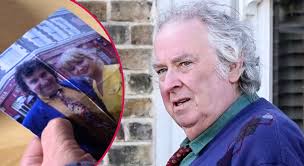 Who was Nigel's first wife, Debbie, and how did she die