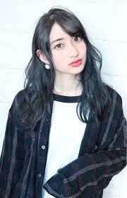 輪郭別 黒髪セミロングパーマでナチュラルな抜け感色っぽヘアに hair 黒髪 セミロング セミロング パーマ セミディ