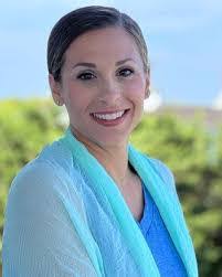 Dolores Cotter's Instagram, Twitter & Facebook