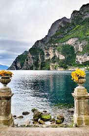 Disfruta de los platos e ingredientes más selectos a precio lidl sin renunciar a la más alta calidad con nuestra marca propia deluxe. Riva Del Garda E Dintorni Ecco Cosa Vedere In Un Giorno Montagna Di Viaggi