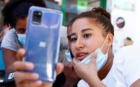 After frantic search, Moroccan woman finds brother stranded