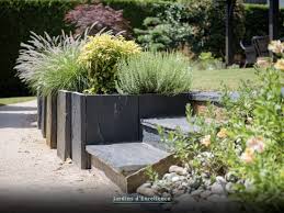 massif en palis d ardoise jardins de vendee amenagement jardin jardins amenagement paysager