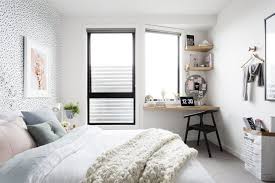 Kalau kamu bingung dalam menentukannya, kamu bisa mencoba inspirasi warna cat kamar menurut zodiak yang telah kania rangkum di bawah ini! 12 Cara Menata Kamar Sesuai Zodiak Karena Kamar Adalah Cerminan Kepribadianmu