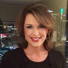 Jennifer Dimas's Instagram, Twitter & Facebook