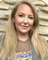 Aaron Mink's Instagram, Twitter & Facebook