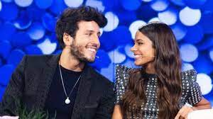 Estas fueron fotos con las que vicky braier, más conocida en redes como juariu, les alimentó la ilusión a los seguidores de sebastián yatra y tini. 4a6p8ica9bi9 M