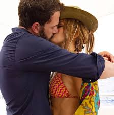 May 04, 2021 · good looks run in jennifer lopez's family. Xzuglu Ysusk3m