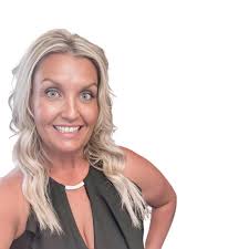 It's not everyday that you get to help create a stunning necklace for such  a beautiful, kind and thoughtful lady ❤️ ❤️ Dame Helen Mirren ❤️  @helenmirren was gifted this 1923 silver