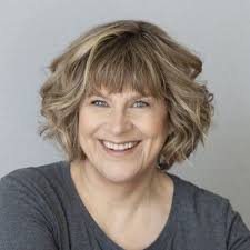 Cathy Caswell's Instagram, Twitter & Facebook