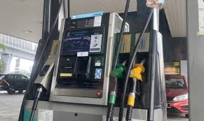 The price of ron95, ron97 and diesel will be updated every friday by finance ministry. Latest Fuel Price Ron95 Remains At Rm1 25 Litre Diesel Drops To Rm1 40 Litre