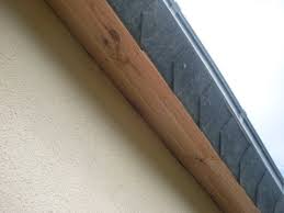 La bande de rive biseau aluminium gris ardoise permet la protection du bois de charpente ainsi qu'un recouvrement esthétique et efficace. Cache Moineau Pvc Brico Depot Gamboahinestrosa