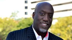 Former hoops champion gets 'Off the Bench' with all-star format to motivate  others