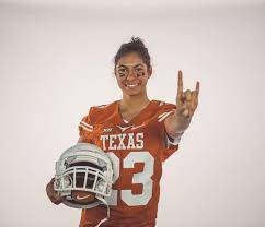 Facebook gives people the power to share and makes the. World Championship Finalist Anna Elendt Verbally Commits To Texas