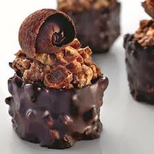 Franca Verna On Instagram Et Voila La Mousse Au Chocolat Of The Acclaimed Pastry Chef Christophe Michalak Did You Ever Seen A Mousse More Gorgeo In 2020