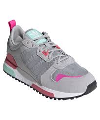 Gerade in gute sportschuhe sollte man investieren, schließlich zahlt sich technologie hier nicht nur in sachen komfort aus, sondern. Adidas Originals Damen Sneaker Zx 700 Hd Kaufen Engelhorn