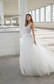 Le papillon is situated in blackpool, 650 yards from blackpool winter gardens theatre. Brautkleid Papillon 2019 Edythe Von Modeca Auf Ja De