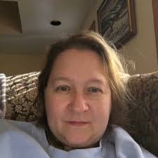 Melissa Bello's Instagram, Twitter & Facebook