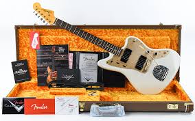 Are you interested in contemporary, modern watches? Fender Custom Shop Ltd 1959 Jazzmaster Desert Tan Journeyman Relic The Fellowship Of Acoustics