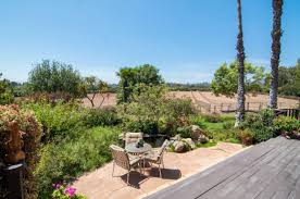 Arrested and held on house arrest. Inside Oprah Winfrey S 29 Million Equestrian Estate In California Pursuitist