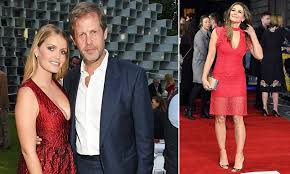 Lady kitty spencer father was a younger brother of princess diana. Diana S Niece Lady Kitty Spencer 26 Is Left Heartbroken Daily Mail Online